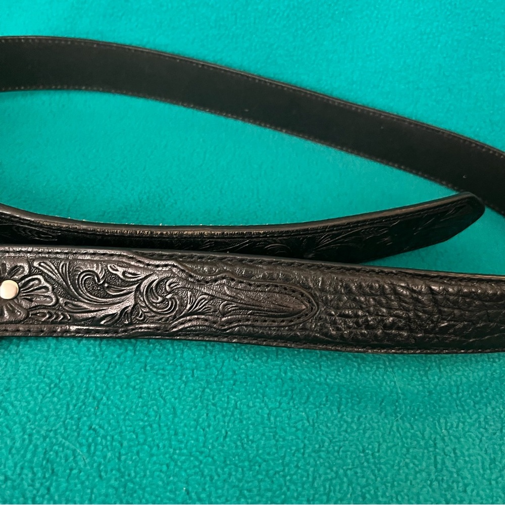 Nocona Black Tooled Leather Belt with Engraved Silver Buckle - Picture 4 of 10